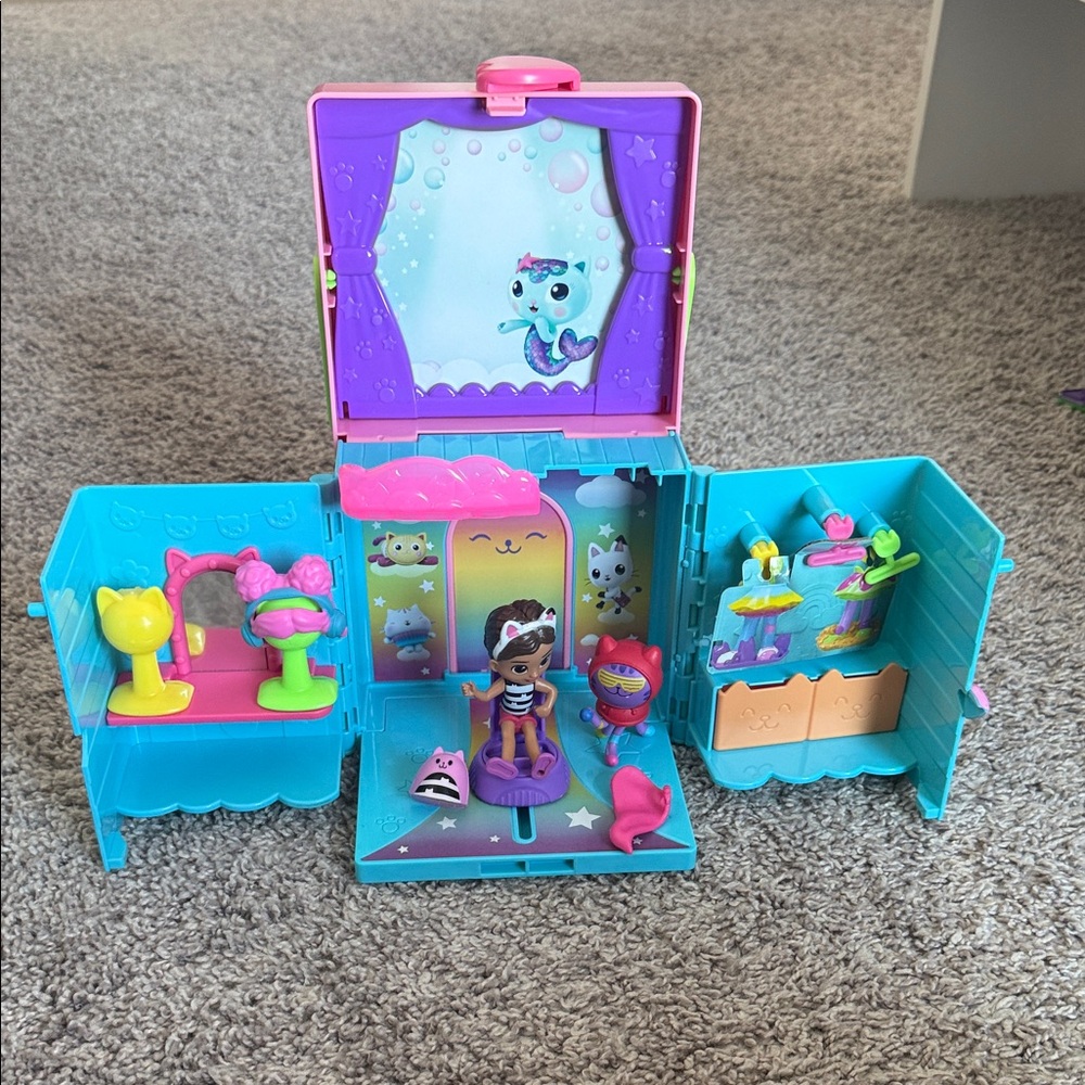 Colorful Dollhouse Playset with Accessories